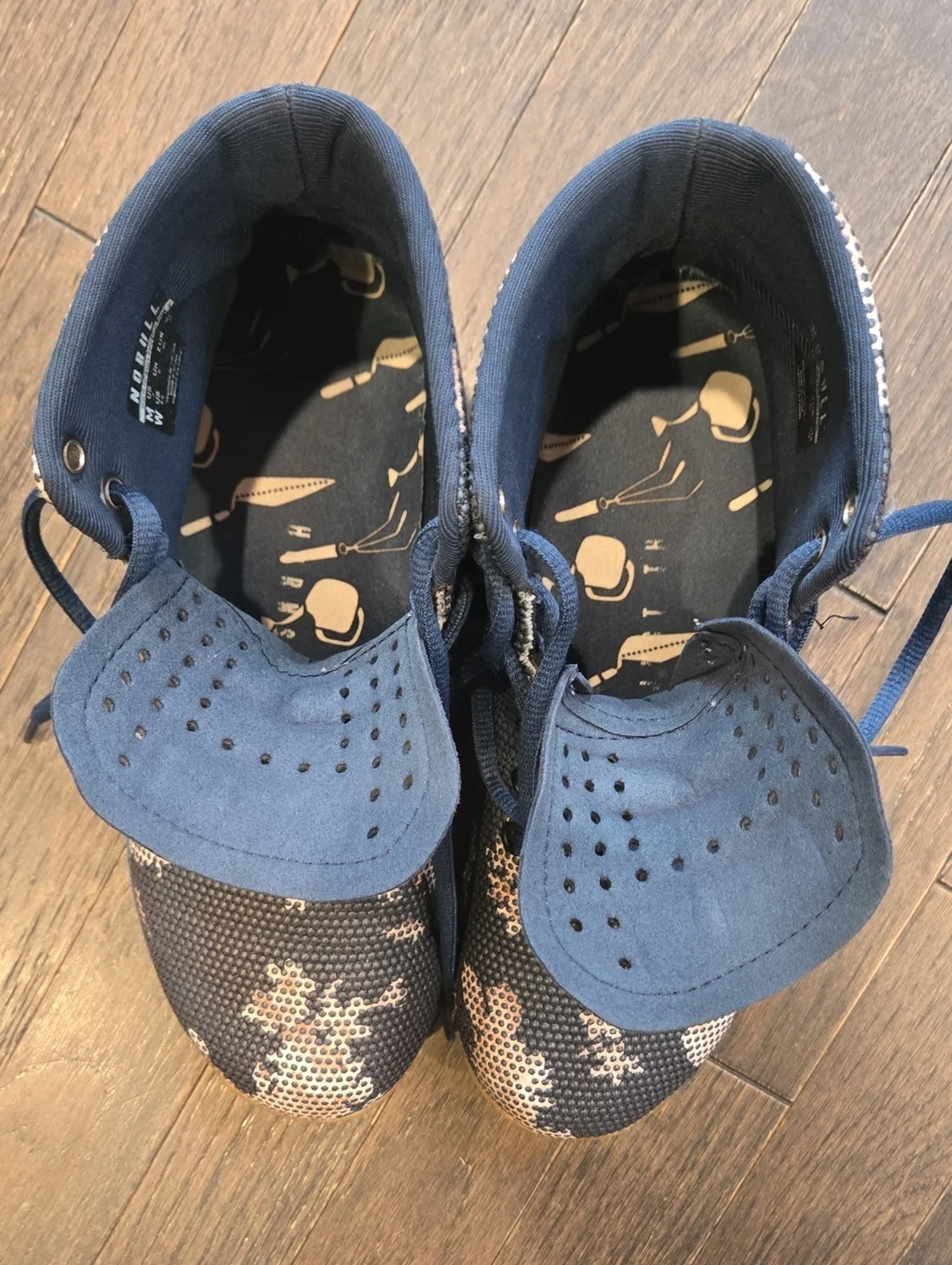 NOBULL Dark Floral Gum Trainer High-Top - Navy - SZ Women's 8.5/Men's 7